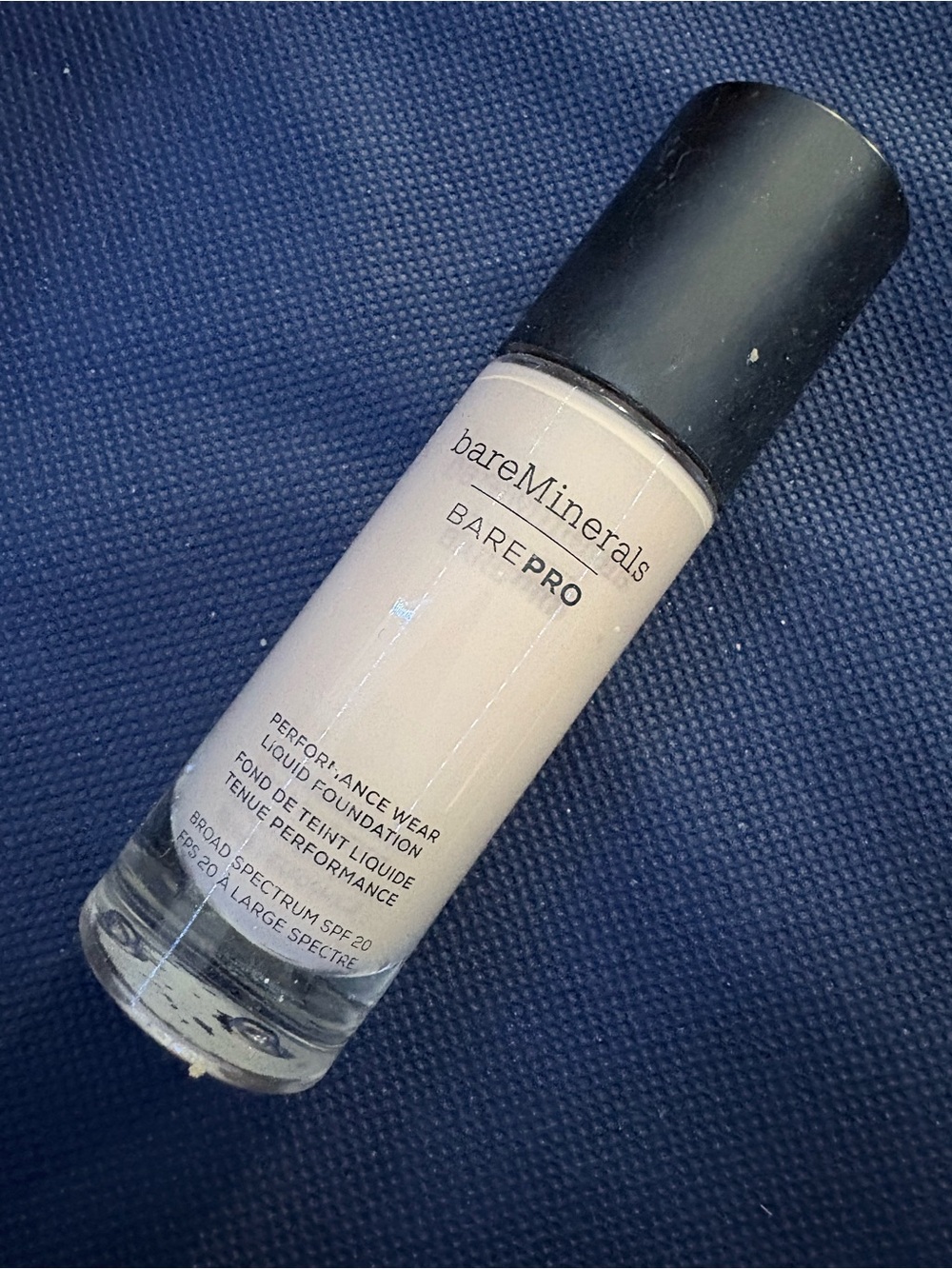 bareMinerals BAREPRO Performance Wear Liquid Foundation in Sateen 05